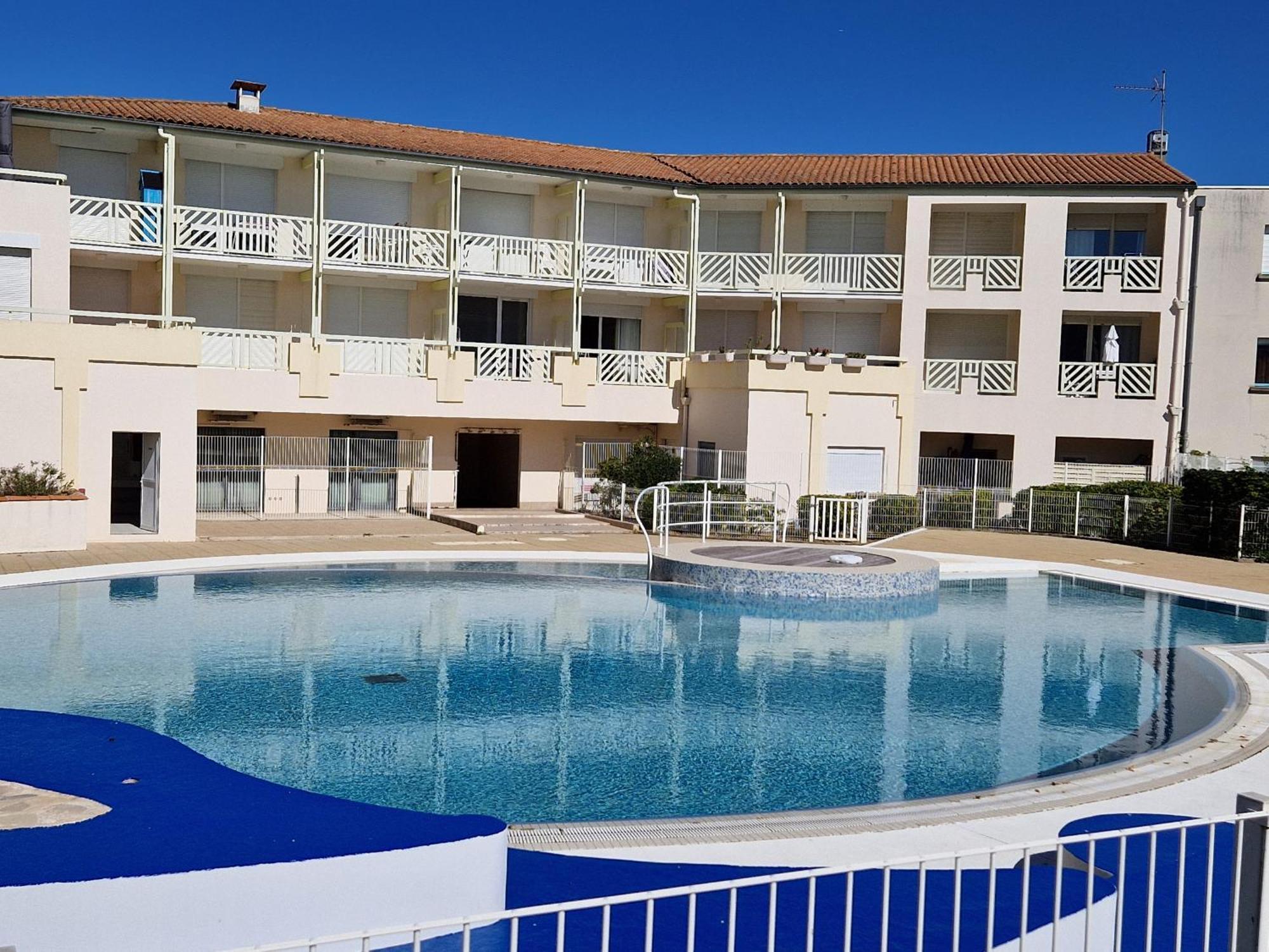 Appartement Pres De La Plage - 4 Pers, Piscine Ouverte, Parking, Animaux Acceptes - Fr-1-706-12 Châtelaillon-Plage Εξωτερικό φωτογραφία